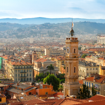 Immeuble résidentiel de 8 appartements dans le centre de Nice.